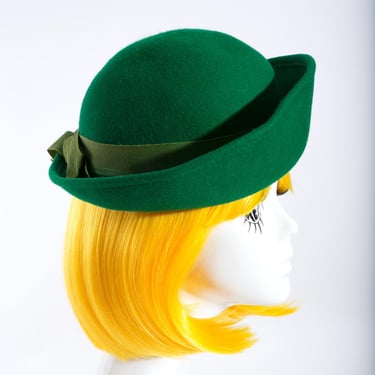 Vintage 1970s Cream Wool Cloche Hat / 70s Ivory | RareJule  display picture 1
