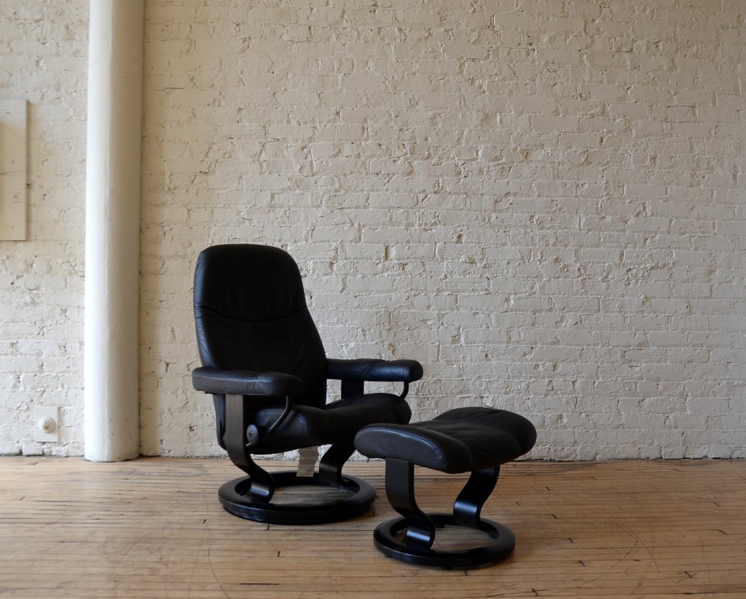 Ekornes Stressless Danish Leather HighEnd Recliner Chair Reclaimed