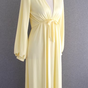 Butter Cream - 1970s - Pastel Yellow - Maxi - Party Dress - Hostess Dress - MCM - by Plaza South - Estimated size S 4/6 