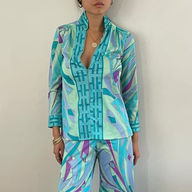 70s bell bottom pant suit set / vintage mod print silky polyester blouse + wide flared leg pants matching hostess pant suit set | S M 