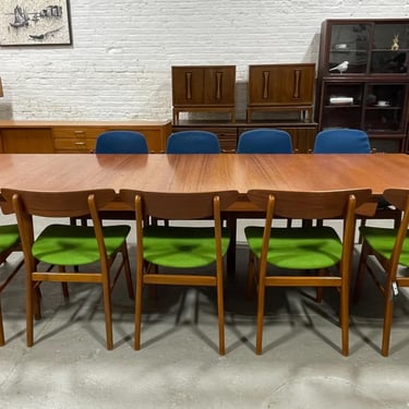 Finn Juhl FD 540 Teak Extension Dining Table by France & Son, c. 1950’s 