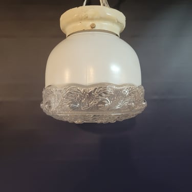 Flush Mount Lighting Fixture with Glass Shade 8.5