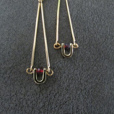 Pendulum red crystal and brass earrings 