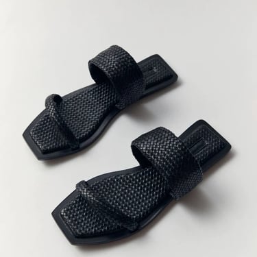 St. Agni Woven Resort Slide / Available in Black