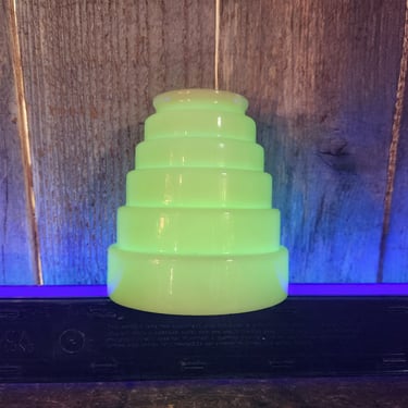 Art Deco Uranium Glass Shade 4 x 4.25