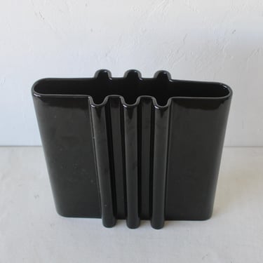 Italian Pino Spagnolo for Sicart Model 003 Sculptural Black Vase Vintage 1970s 