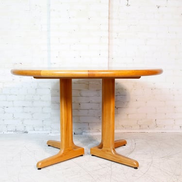 Vintage mcm teak round dining table with 2 extension leafs by Nordic Furniture | Free delivery in NYC and Hudson Valley areas 