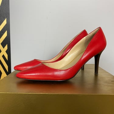 ralph lauren shoes, red leather heels, 1990s shoes, pointed toe, vintage 80s pumps, 90s designer, size 6 1/2, classic, sexy secretary, wood 