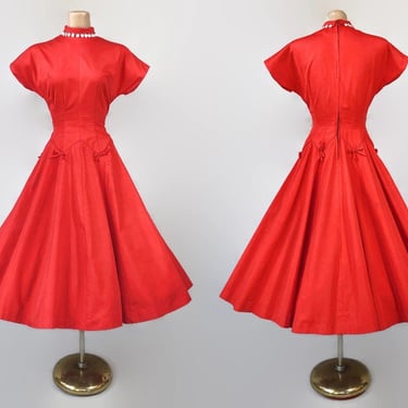 VINTAGE 50s Christmas Red Full Sweep New Look Party Dress | 1950s Unique Princess Seam Wasp Waist Dress | S/XS VFG 