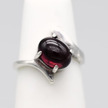 70's sterling rhodolite garnet size 3.25 hippie knuckle ring, small 925 silver purple cab boho swoop midi 