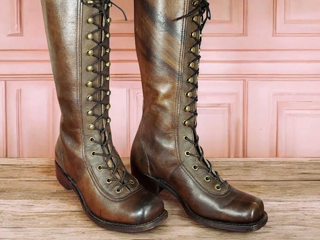 SALE Vintage 60s Black Leather Lace up Granny Boots, Mod