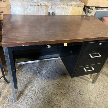 Metal and Faux Wood Desk 40.25” x 29.5” x 19.5”