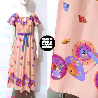 Parasols Novelty Print Vintage 70s Peach Border Print Muumuu Dress 