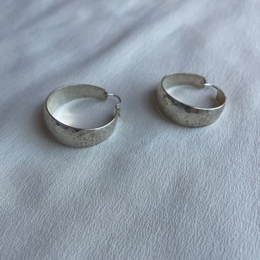 hammered hoops E206