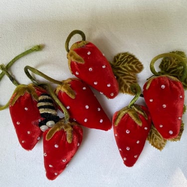 Vintage Velvet Strawberries, White Seed Beads, Velvet Leaves, Millinery, Corsage, Floral Arrangements, READ Descriptions, See Photos 