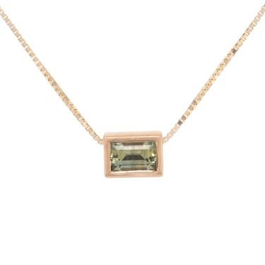 Green Montana Sapphire Baguette Necklace