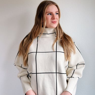 White and Black Grid Pattern Sweater 