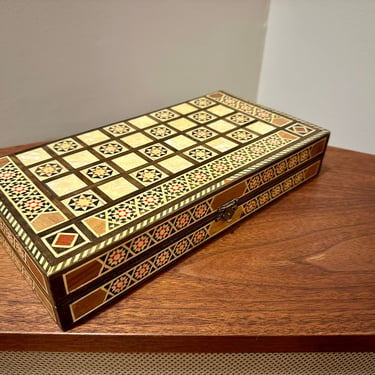 Vintage Inlaid Mosaic Chess and Backgammon Traveling Game Board - Free Shipping 