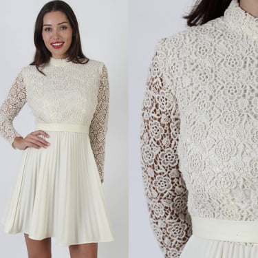 All Over Crochet Bodice Dress / Vintage 70s Plain Floral Lace / Simple Full Skirt Disco Wedding / Solid Color Cocktail Pleated Ivory Mini 