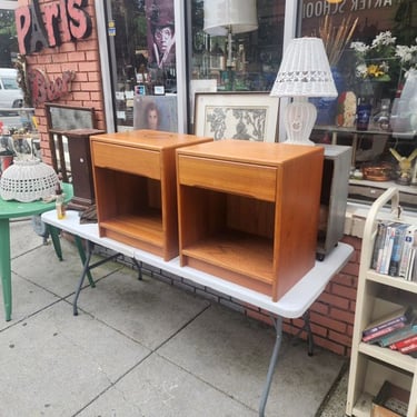 Pair of Danish Night Stands. 15x20x22" tall. Circa 1970s. Teak. Good condition, water mark on top of left stand. Sold as is.…