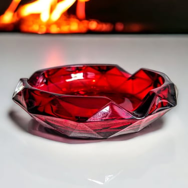 Vintage Viking Glass Ruby Red Diamond Point Cigar Ashtray Mid Century Modern 