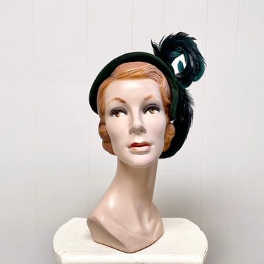 Vintage 1950s Green Fur Felt Hat w/Coque Feathers, 50s Sculptural Cocktail Hat, One Size, VFG 