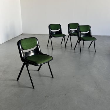 Set of 4 Space Age Desk Chairs by Giancarlo Piretti and Emilio Ambasz for Dorsal, Black Plastic and Green Upholstery, 1980 Atomic Age 