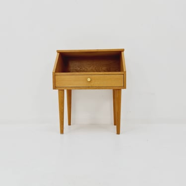 Mid century Scandinavian oak side table / bedside table, 1960s 