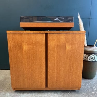 Mid-Century Vinyl Storage Unit