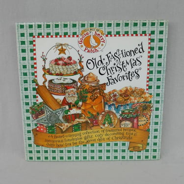 Old-Fashioned Christmas Favorites (1997) by Gooseberry Patch - Vintage Crafts and Cookbook Cook Book 