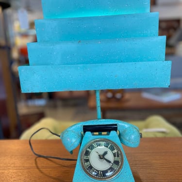 Mid Century/Atomic Aqua Lamp/Clock/Lighter with Original Venetian Lamp Shade by Trea-Boye Corp.