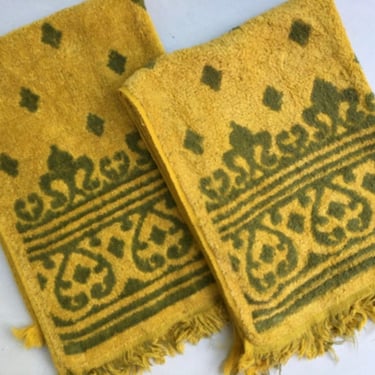 Mid Century Modern Hand Towel Set, Olive Green, Yellow,  Sears Drylon Bath Towels, MCM Bathroom, Green Bay Packers, Small 