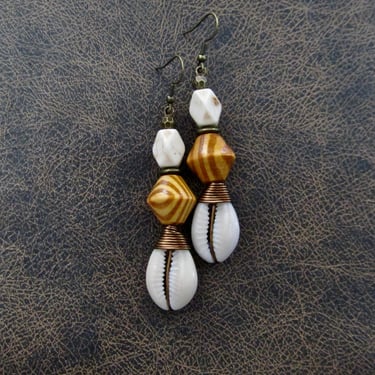 Cowrie shell earrings, long wooden earrings, African Afrocentric earrings, seashell earrings, exotic ethnic earrings, natural earrings 
