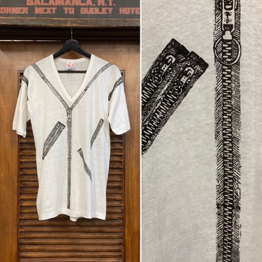 Vintage 1980’s Punk Rock Zipper Design V-Neck Tee Shirt, 80’s Graphic Tee Shirt, 80’s V Neck, 80’s Punk T Shirt, Vintage Clothing 