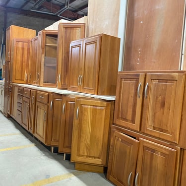 20 Piece Set of Cherry Stained Kitchen Cabinets by KraftMaid