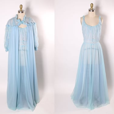 1950s Light Blue and White Embroidered Spaghetti Strap Lingerie Night Gown with Matching Robe Nylon Two Piece Peignoir Set by Carter’s -M 