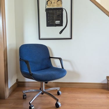 MCM Charles Pollock Style Blue Tweed Rolling Desk Chair by Steelcase