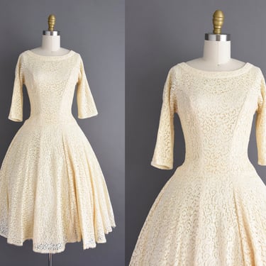 vintage 1950s Dress  | Ivory Lace Full Skirt Bridesmaid Cupcake Dress | XS Small 