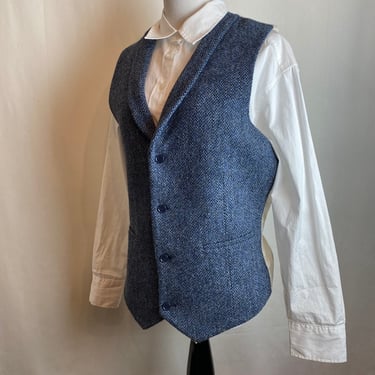 Men’s Harris Tweed vest blue wool dressy jacket suit vest nubby woolen fitted tailored cinch back stylish size Medium 