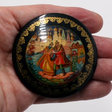 vintage Russian Hand Painted Black Lacquer Trinket Box 