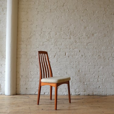 Set of (4) MCM Benny Linden Sculpted Danish Teak Dining Chairs