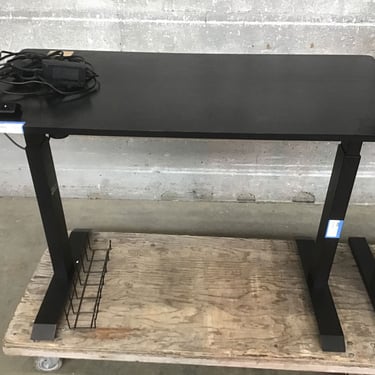 Electric Adjustable Height Desk (Seattle)