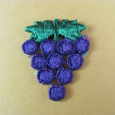 vintage grapes appliqué embroidered wine purple fruit jacket patch trim 