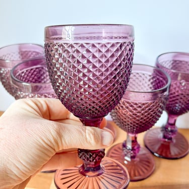 Amethysts Diamond Embossed Vintage Wine Glasses. Set of 6 Vintage Purple Glasses. 