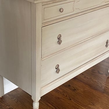 Linen Beige Dresser/Changing Table 