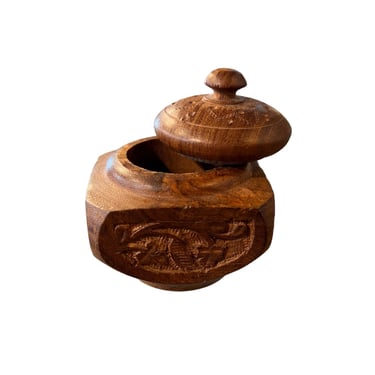 TMDP Small wooden Box w/ Lid