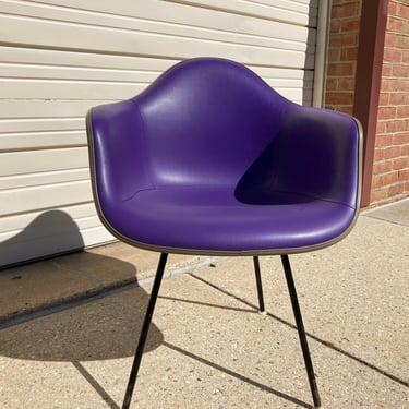 Rare Purple Naugahyde Herman Miller Eames Girard Fiberglass Arm Shell Chair Mid Century Modern 