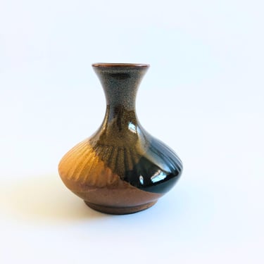 Pottery Craft Vase by Robert Maxwell 