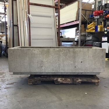 Large Concrete Planter (Seattle)