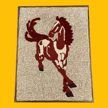 LOCAL PICKUP ONLY ———— Vintage Horse Weaving 